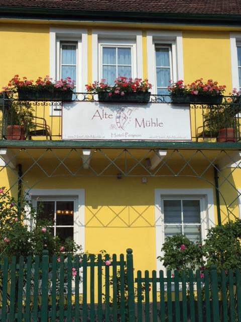 Hotel Pension Alte Muehle Klosterneuburg Eksteriør bilde